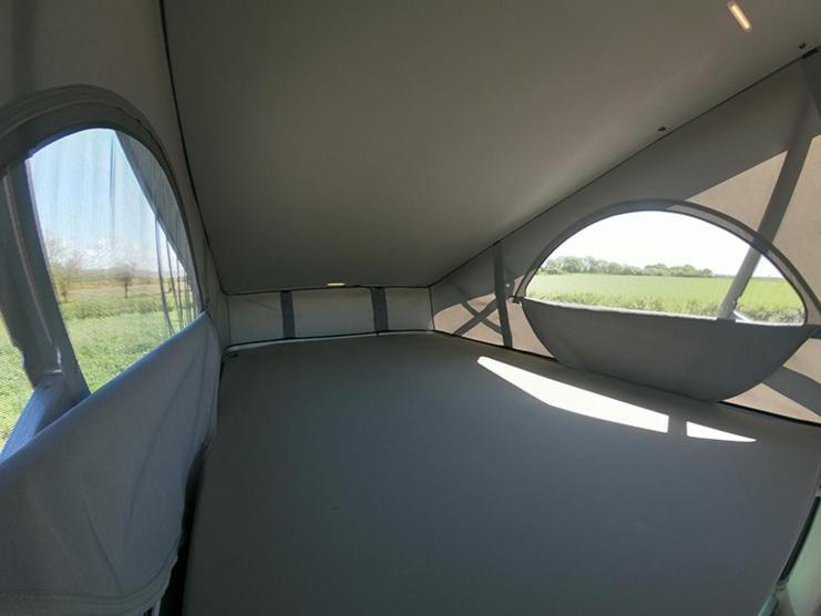Rent Campervans Кеплавік Номер фото